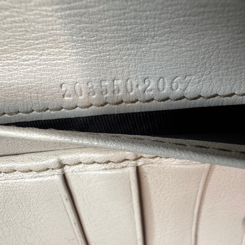 Gucci Tan and Brown GG Monogram Wallet - Picture 15 of 16